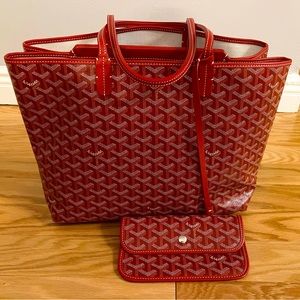 Like new. Red Goyard double pocket tote.